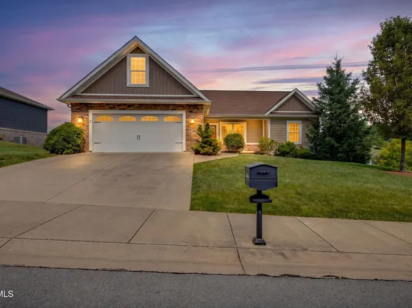 3004 Calton Hl, Kingsport, TN 37664