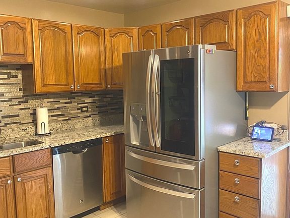 4th image of 45 E 159th St