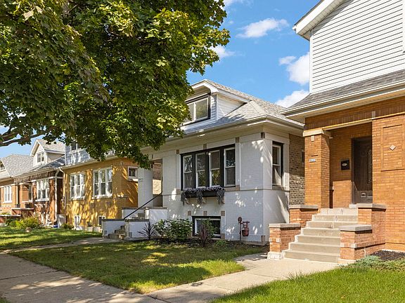2nd image of 5412 W Henderson St
