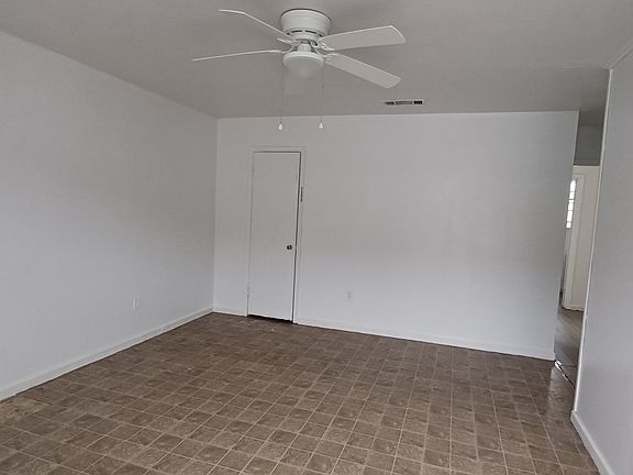 2nd image of 2709 Longwood Dr APT C