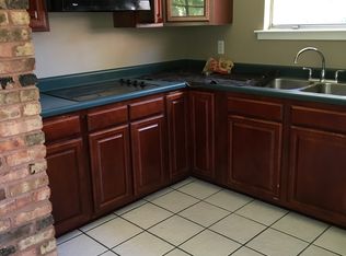 140 Hunt St, Belle Chasse, LA 70037