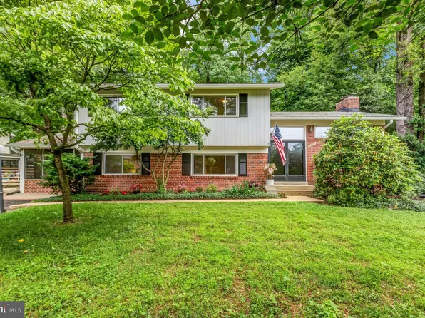 6324 Beachway Dr, Falls Church, VA 22044