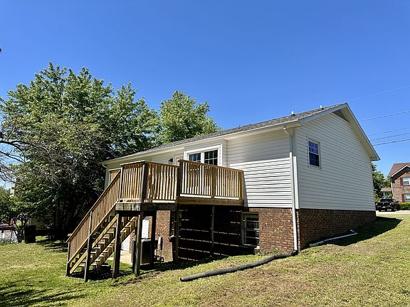 5th image of 612 Doane Dr