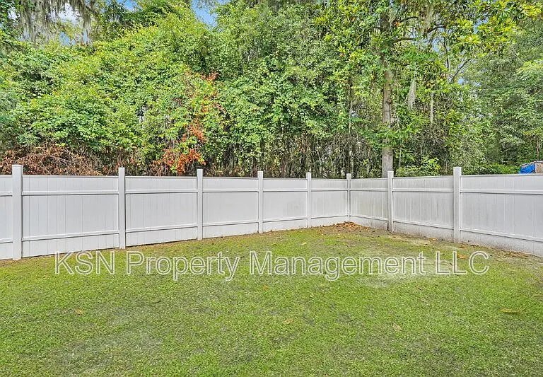 7331 Leghorn St — Photo 36