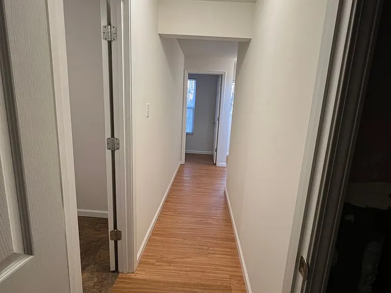 3 Bedroom 2 bath 2 car garage house — Photo 30