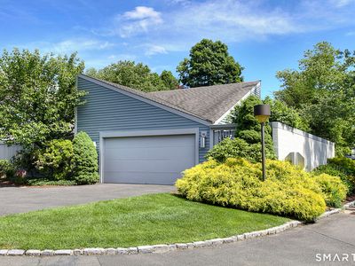 112 Harvest Commons #112, Westport, CT, 06880