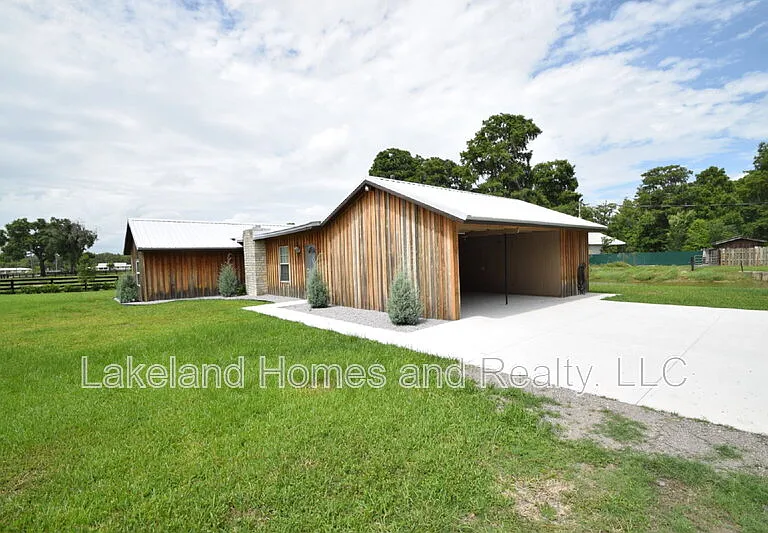 210 Josh Reynolds Rd — Photo 10