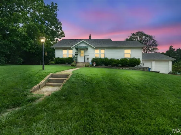 1944 Korando Ave, Saint Louis, MO 63114