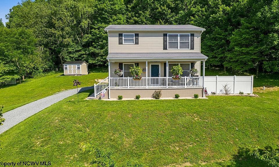 1st image of 57 Stags Leap Dr