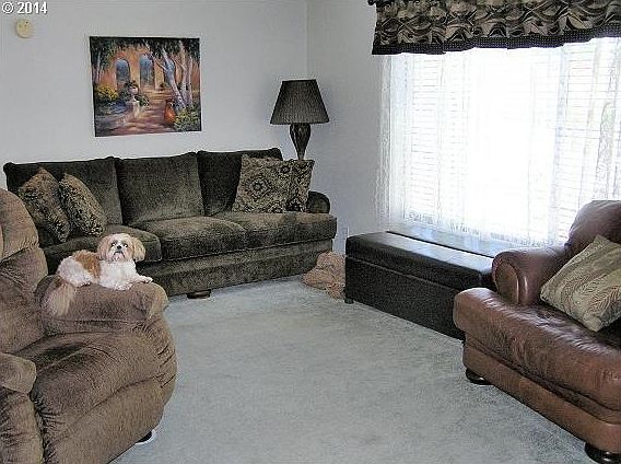2nd image of 2127 Lynne Dr