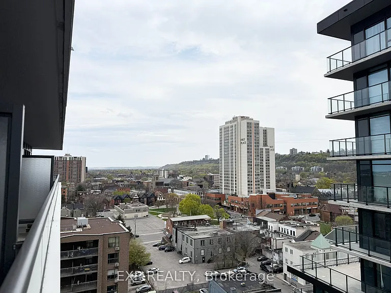 212 King William St #1207 — Photo 19