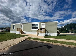 5 Justin Ct, Keansburg, NJ 07734