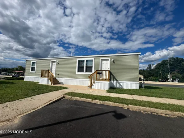 5 Justin Court, Hazlet, NJ 07734