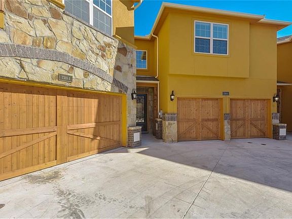 5th image of 7310 Venice Dr Unit 2
