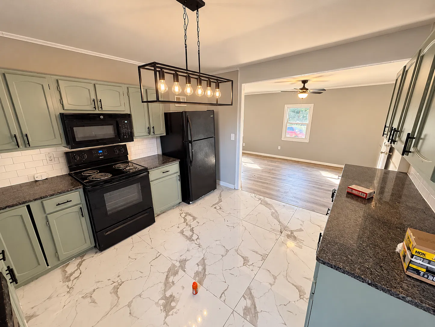 3 bed, 1531 sqft, $1,960 — Photo 4