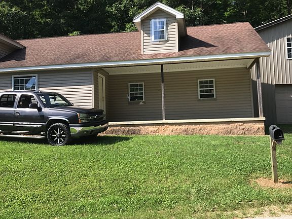 2nd image of 407 Holbrook Holw