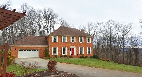 4th image of 630 Wessex Dr