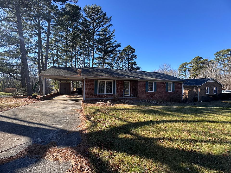 1st image of 1122 Wells Cir