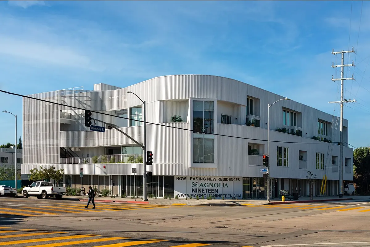 Building Photo - 11700 Magnolia Blvd
