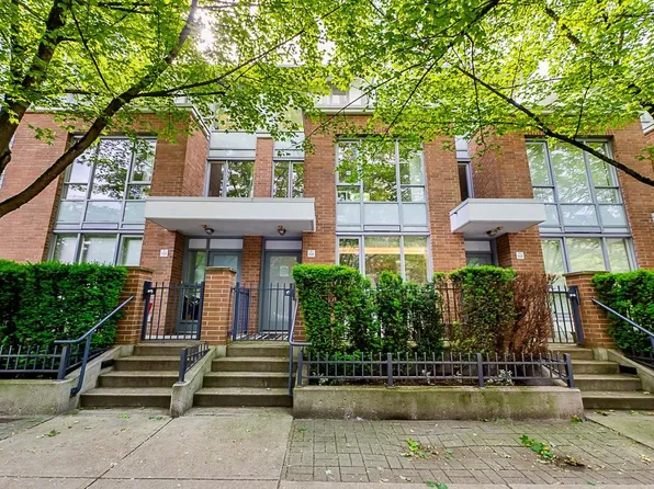 938 Beatty St, Vancouver, BC V6Z 3G6