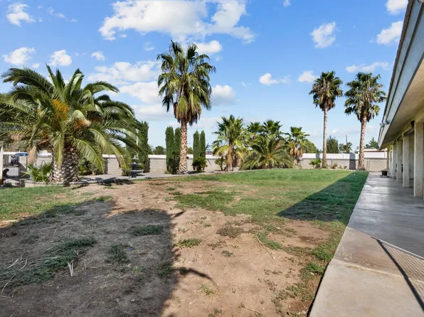 2219 W Avenue L12, Lancaster, CA 93536