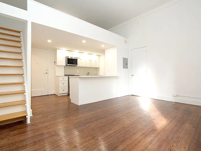 54 W 74th St #310 — Photo 1