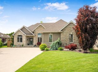 31 Stonegate Walk, Chatham Kent, ON N7M0A3