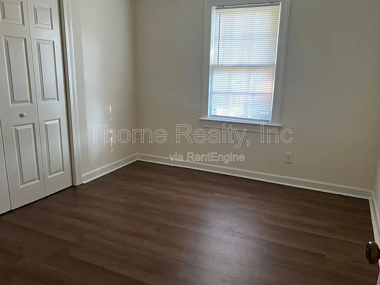 501 Nelson St — Photo 6