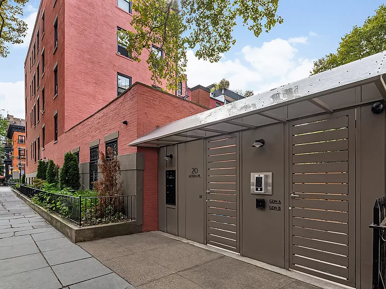 20 Aitken Pl #A — Photo 7
