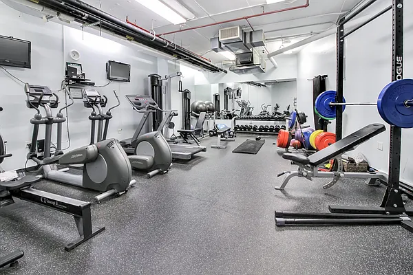 Rented by The Berkson Group | media 12