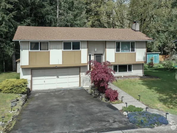 818 Haskell Street, Dupont, WA 98327