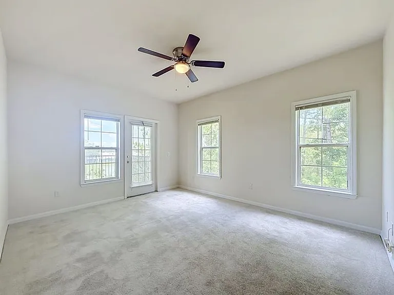 3757 Conroy Rd — Photo 31