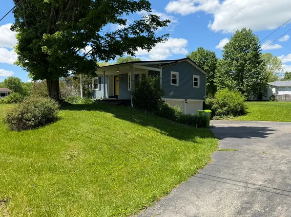 14826 Donna Dr, Meadville, PA 16335