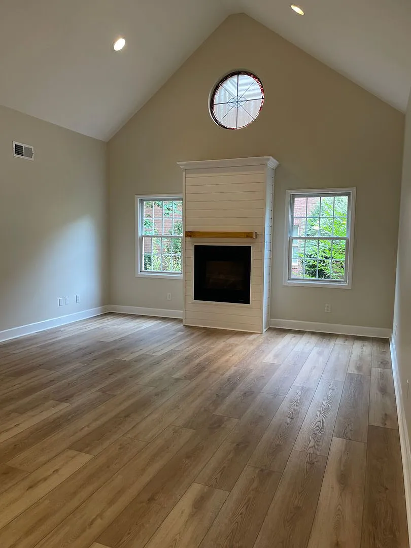 Move in Ready! — Photo 2