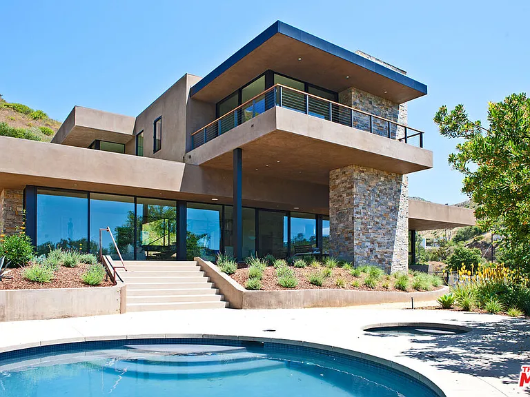 6228 Sycamore Meadows Dr — Photo 1