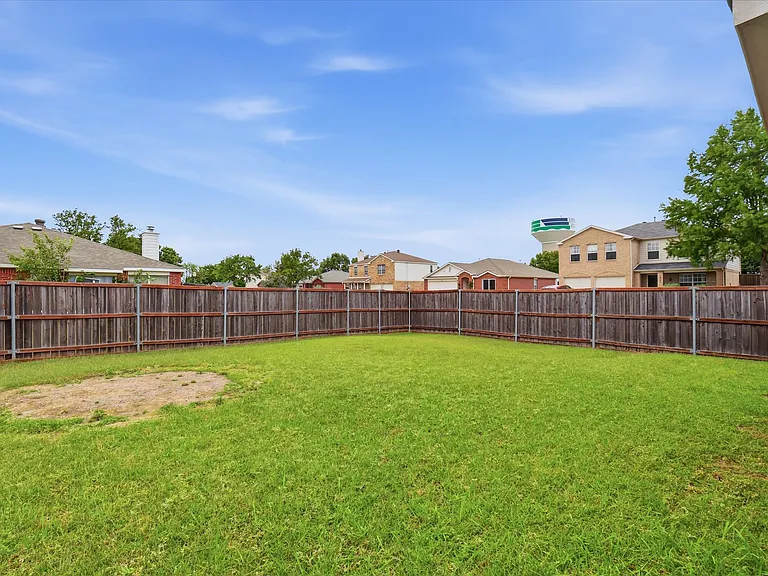 2457 Eagle Mountain Dr — Photo 25