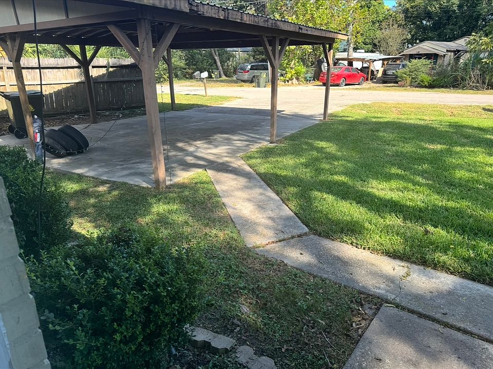 1st image of 3828 Oakview St #4
