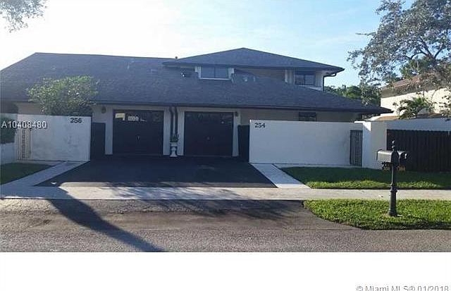 1st image of 254 SW 29th Ave #254