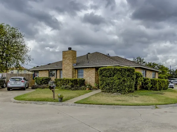 204 Lanham Ct, White Settlement, TX 76108