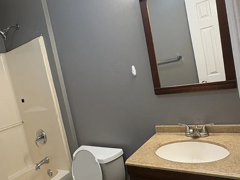 204 Cobblestone Ct — Photo 20