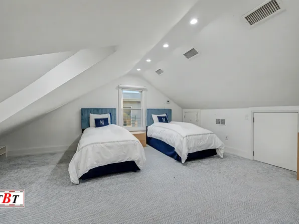 1836 East 27th Street image 26 of 34