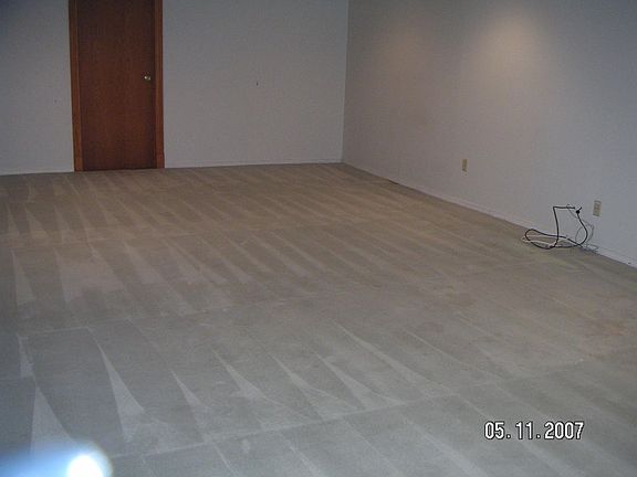 Finished basement with an additional bedroom (no bathroom) 