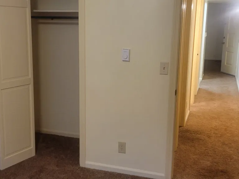 111 S Lakeside Dr #8 — Photo 6