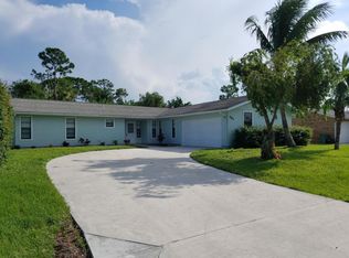 582 SW Banks Ter, Port Saint Lucie, FL 34953