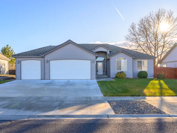 225 E Inglewood Dr, Moses Lake, WA 98837