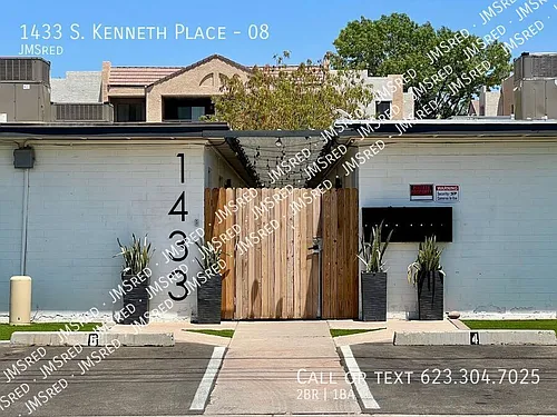 1433 S Kenneth Pl Photo 1