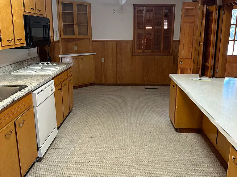 102 Jones Valley Dr SE — Photo 6