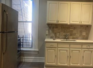 2511 N Charles St #2, Baltimore, MD 21218