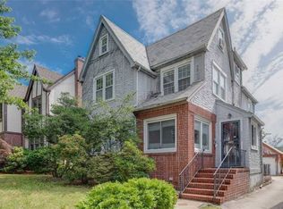 3523 171st St, Flushing, NY 11358