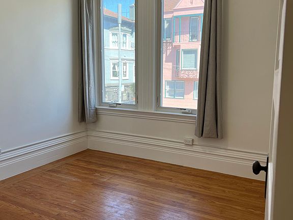 4th image of 821 Union St